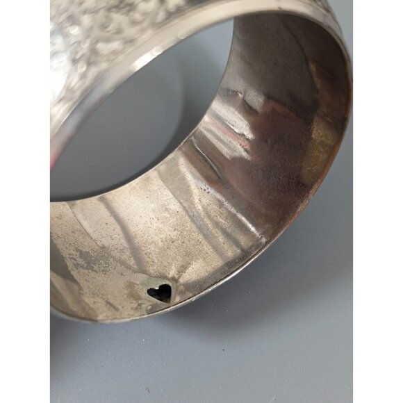 American Eagle Y2K Bracelet Silver Tone Repousse Style Wide Chunky Tribal Boho - Picture 4 of 10